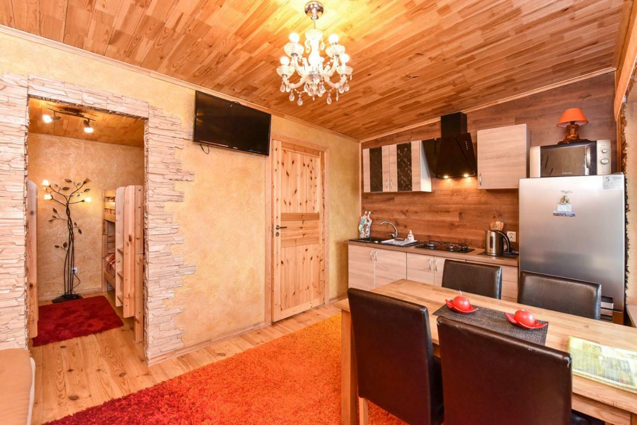 Zelta Pirts Guest House ベンツピルス エクステリア 写真