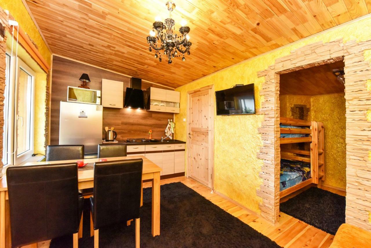 Zelta Pirts Guest House ベンツピルス エクステリア 写真